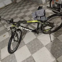 دوچرخه اولمپیک|دوچرخه، اسکیت، اسکوتر|اسیر, |دیوار