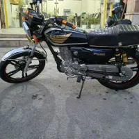 فروش موتور ۲۰۰ شهر مبارکه