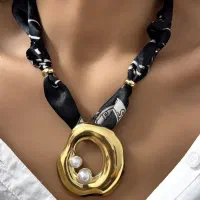 آویز شالی (بدلیجات)