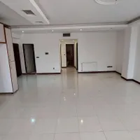 ۱۰۰متر _ سه خوابه_ ۳ دقیقه تا مترو