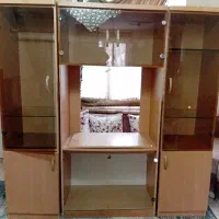 کمد ویترین ‌،تلویزیون