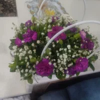 گل طبیعی و تازه همراه با باکس فقط 500