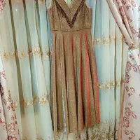 یک لباس مجلسی شیک وتمیز به ر وز|لباس|فلاورجان, |دیوار