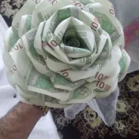 دسته گل پول ارایی