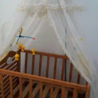 تخت گهواره ای چوبی با پایه وتور