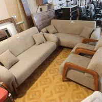 فروشگاه بزرگ فرش و مبلمان ولیعصر