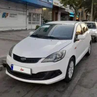 ام‌وی‌ام 315 هاچبک