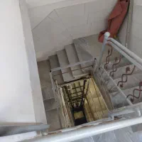 فروش و نصب بالابر هیدرولیک  منزل و فروشگاه