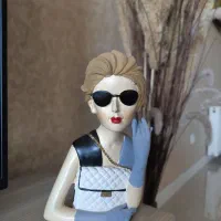 مجسمه|مجسمه، تندیس، ماکت|صدرا-فارس, فاز ۱|دیوار