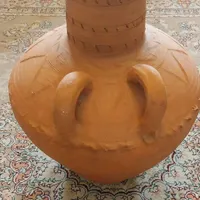 کوزه سفالی دودسته بزرگ  از توابع عمارلو لوشان|کلکسیون اشیاء عتیقه|رشت, باهنر|دیوار