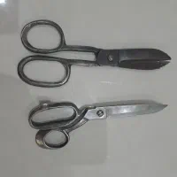 قیچی خیاطی و کارگاهی|کلکسیون اشیاء عتیقه|مشهد, راه آهن|دیوار