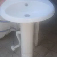 دستشویی همراه شیرآلات وخرطومی