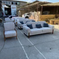 مدل جذاب مانلی