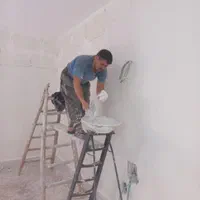 گچ کارخورده کاری گچکاری لکه گیری وابزارگچ دیوارگچی|خدمات پیشه و مهارت|مشهد, دانشجو|دیوار