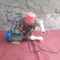 پمپ آب قدیمی عتیقه|کلکسیون اشیاء عتیقه|قرچک, مهدیه|دیوار