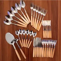 استخدام فروشنده لوازم آشپزخانه(خانم)