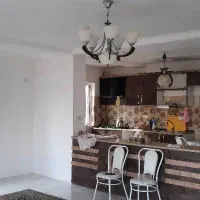 واحد ۱۰۰متری طبقه ۱ در بلوار طالقانی