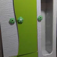 کالسکه و کمد بچه