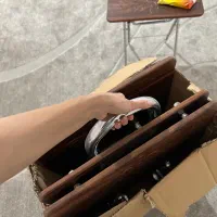 میز عسلی تاشو چمدانی|مبلمان خانگی و میز عسلی|قشم, |دیوار