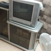 تلویزیون ال جی (LG) و میز تلویزیون|تلویزیون و پروژکتور|کازرون, |دیوار
