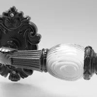 طراح صنعتی هستم( محصولات و قطعات صنعتی)