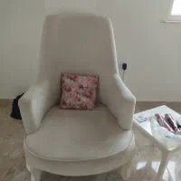 مبل تک نفره یک عدد