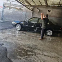 کارگر کارواش لنس کار و خشک کن