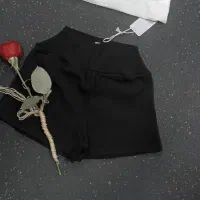 لباس باشگاهی|لباس|قم, باغ شریفی|دیوار