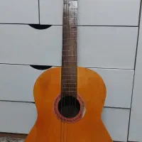گیتار یاماها C40