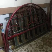 تخت خواب دو نفره در حد نو