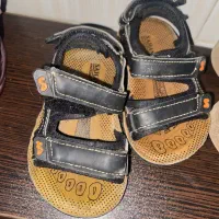 کتانی و صندل|کفش و لباس بچه|ساری, |دیوار