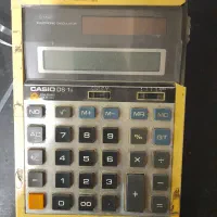 ماشین‌حساب رومیزی قدیمی CASIO DS-1B