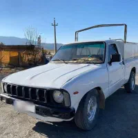 تویوتا۱۶۰۰ سفید