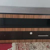میز تلویزیون محکم و سالم