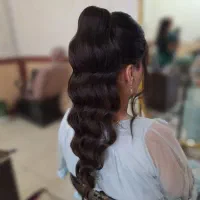سالن زیبای عروس جنوب