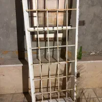 مبل ۷ نفره و پنجره و مخزن ۲۰۰ لیتری
