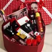 انواع پک کادویی تولد/ولنتاین دخترونه و مردونه