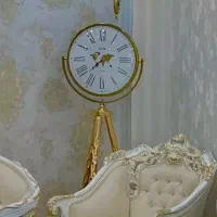 ساعت ایستاده طلایی سه پایه