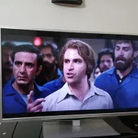 تلویزیون ۴۶ اینچ|تلویزیون و پروژکتور|گرگان, |دیوار