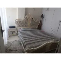 تخت دونفره عرض۱۶۰کاملا سالم