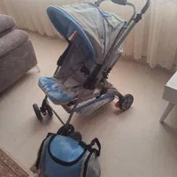 کالسکه آبی رنگ