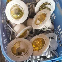 لامپ هالوژن به همراه پایه