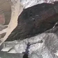 سنگ میخ ذوب کن.