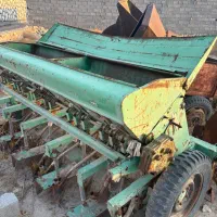 بذرکار ردیفی پشت‌تراکتوری