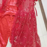 لباس دخترانه کردی|لباس|کرج, ساماندهی|دیوار