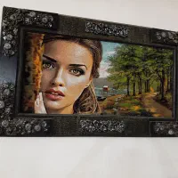 تابلو فرش و ویترین در حد نو