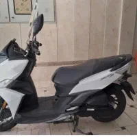 گالکسی  j200