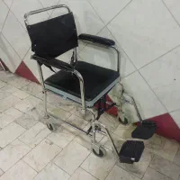 ویلچر حمام و سرویس