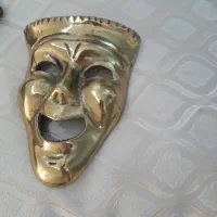 نقاب برنز