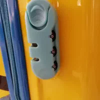 چمدان مینیون|کیف، کفش، کمربند|بومهن, |دیوار